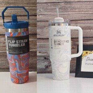 *BUNDLE* POOL SWIRL & POLAR SWIRL - Stanley 30oz Ice Flow Tumblers 🩵❤